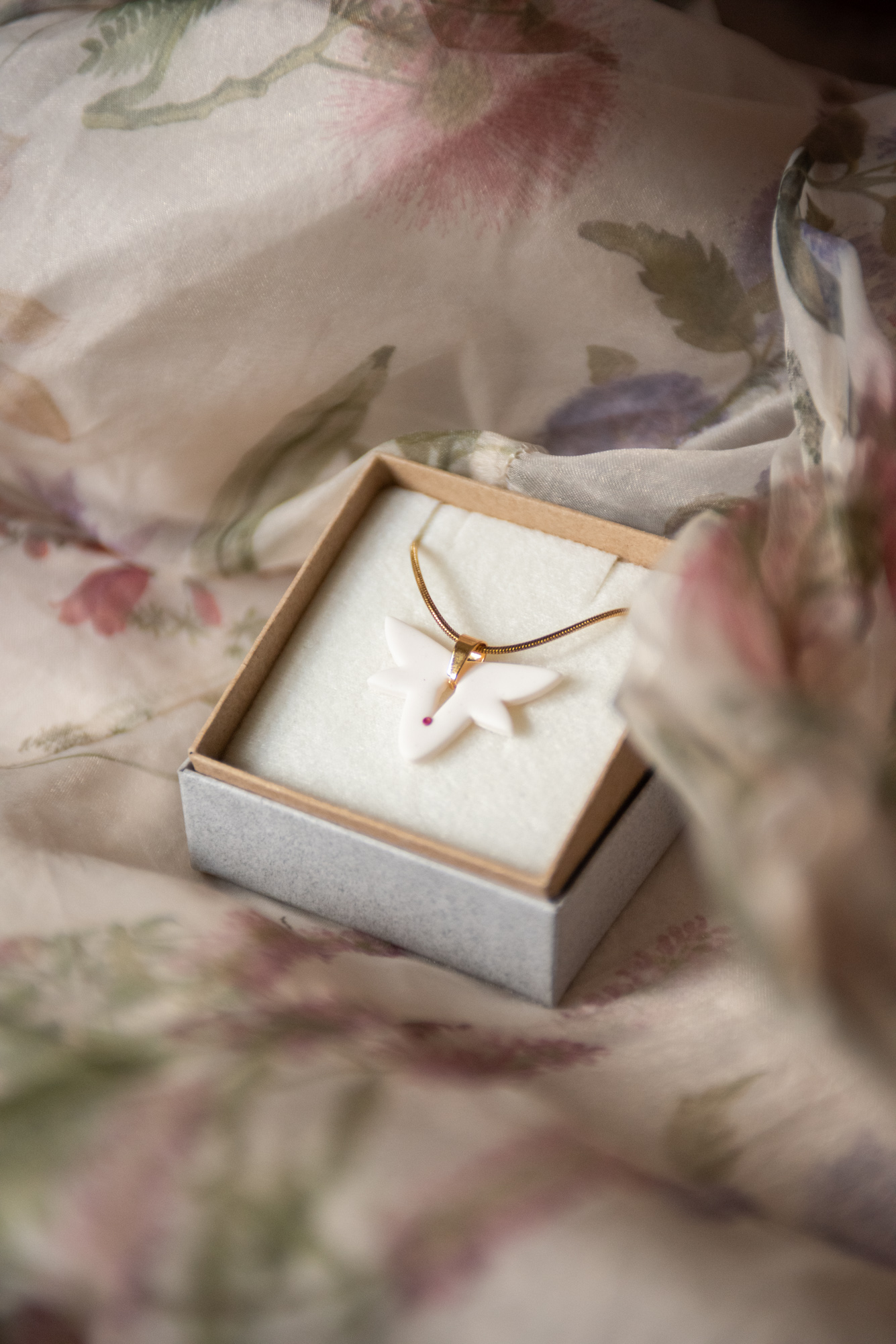 Handmade Jewelry Maleni Atelier Necklace Cinnamon White with Red Dot Butterfly Shape Gold Chain Pendant