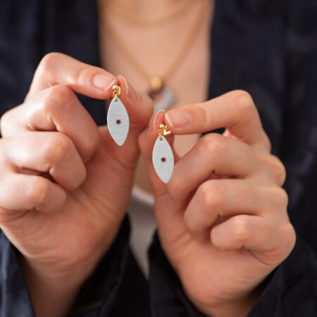 Handmade Jewelry Maleni Atelier Light blue leaf earrings with cinnamon maroon dot