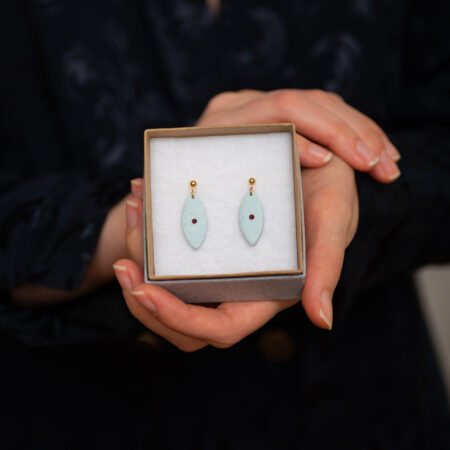 Handmade Jewelry Maleni Atelier Light blue leaf earrings with cinnamon maroon dot
