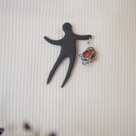 Handmade Jewelry Maleni Atelier Brooch Singing Shadow