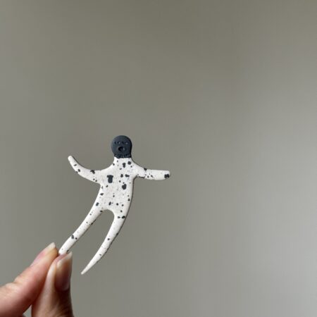 Handmade Jewelry Maleni Atelier Brooch Singing Shadow