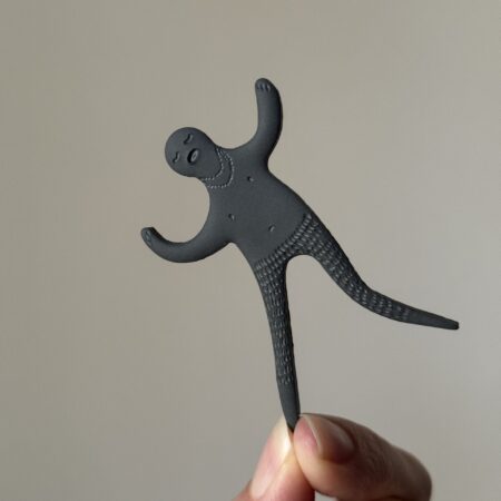 Handmade Jewelry Maleni Atelier Brooch Singing Shadow